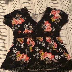 Torrid floral shirt 00